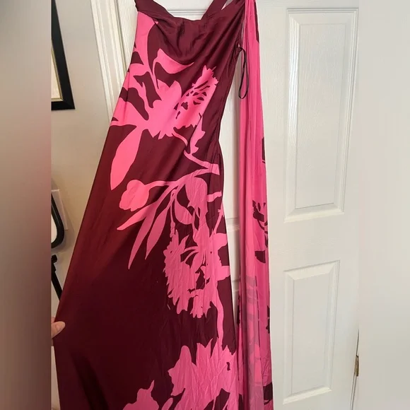 HEMANT AND NANDITA One Shoulder Long Dress in Red - Picture 10 of 10